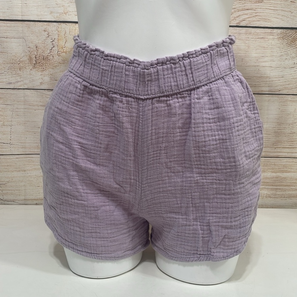 Woman’s Universal Thread Purple XSmall Elastic Waist Shorts